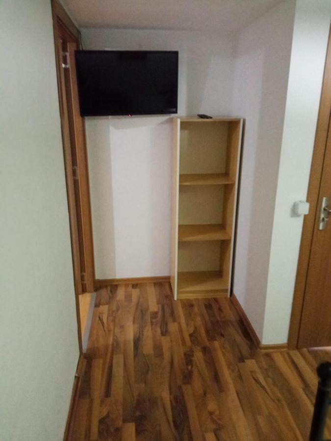 فندق Subcetate في  Casa Iuliana المظهر الخارجي الصورة